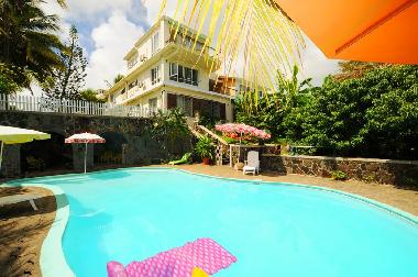 Holiday House in Grand Gaube (Riviere du Rempart) or holiday homes and vacation rentals