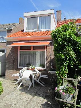 Holiday House in Zoutelande (Zeeland) or holiday homes and vacation rentals