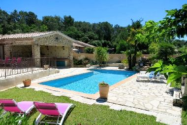 Holiday House in lorgues (Var) or holiday homes and vacation rentals