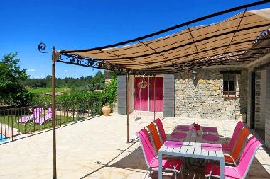 Holiday House in lorgues (Var) or holiday homes and vacation rentals