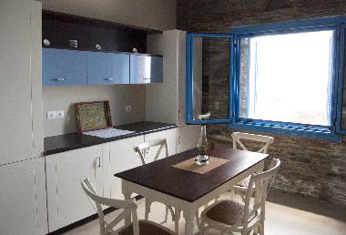 Dining room with direct sea view