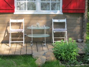 Summerhome 1 and 2 (outlet for laptop users garden furniture)