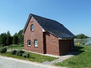 Holiday House in Sternberg (Mecklenburgische Seenplatte) or holiday homes and vacation rentals