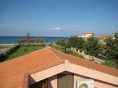 Holiday House in Campofelice di Roccella (Palermo) or holiday homes and vacation rentals