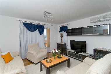 Villa in Okrug Gornji (Splitsko-Dalmatinska) or holiday homes and vacation rentals