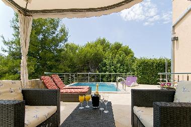 Villa in Okrug Gornji (Splitsko-Dalmatinska) or holiday homes and vacation rentals
