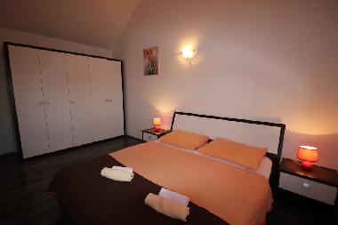 Holiday House in Brela Donja (Splitsko-Dalmatinska) or holiday homes and vacation rentals