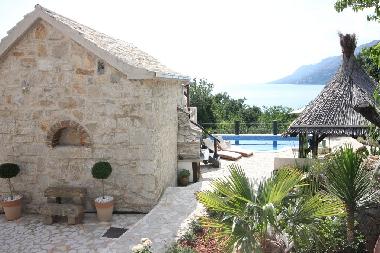 Holiday House in Brela Donja (Splitsko-Dalmatinska) or holiday homes and vacation rentals