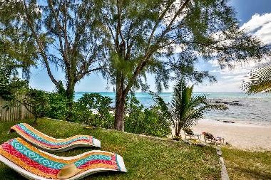 Holiday House in Pointe aux Canonniers (Grand Baie) or holiday homes and vacation rentals