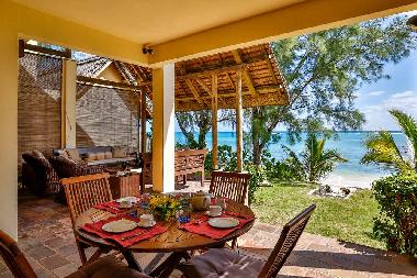 Holiday House in Pointe aux Canonniers (Grand Baie) or holiday homes and vacation rentals