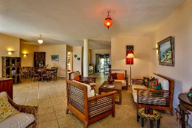Holiday House in Pointe aux Canonniers (Grand Baie) or holiday homes and vacation rentals
