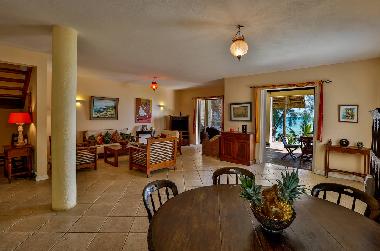 Holiday House in Pointe aux Canonniers (Grand Baie) or holiday homes and vacation rentals