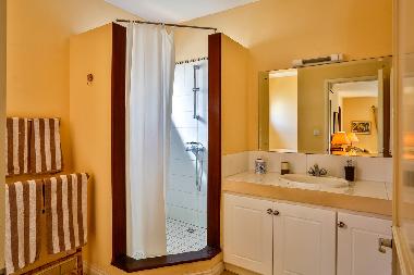Holiday House in Pointe aux Canonniers (Grand Baie) or holiday homes and vacation rentals