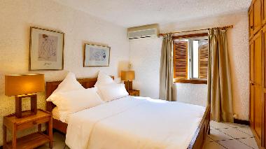 Holiday House in Pereybere (Pereybere) or holiday homes and vacation rentals