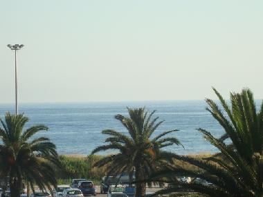 the sea from the balcony (lateral view)