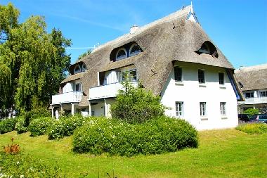 Holiday Apartment in Zingst (Fischland-Dar-Zingst) or holiday homes and vacation rentals