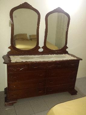 Queen Bedroom