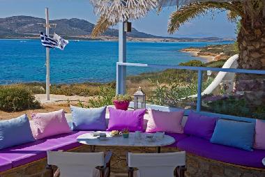 Hotel in Antiparos (Kyklades) or holiday homes and vacation rentals