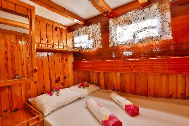 Boat in kas (Antalya) or holiday homes and vacation rentals