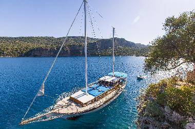 Boat in kas (Antalya) or holiday homes and vacation rentals