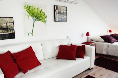 Holiday House in Slatine (Splitsko-Dalmatinska) or holiday homes and vacation rentals