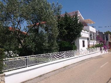 Holiday House in Zadar (Zadarska) or holiday homes and vacation rentals