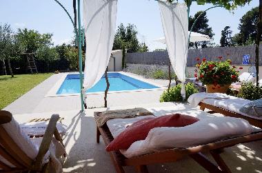 Holiday House in Vodnjan (Istarska) or holiday homes and vacation rentals