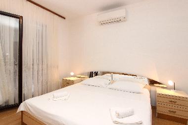 Holiday House in Zadar (Zadarska) or holiday homes and vacation rentals