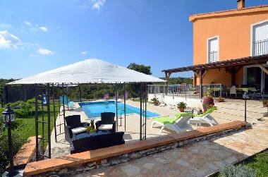 Villa in Kanfanar (Istarska) or holiday homes and vacation rentals