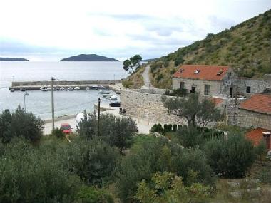 Holiday House in Trsteno (Dubrovacko-Neretvanska) or holiday homes and vacation rentals