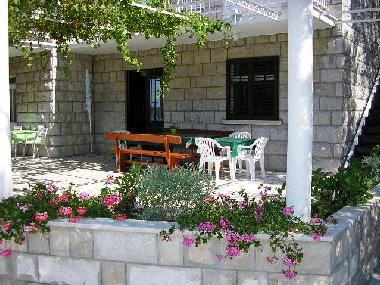 Holiday House in Trsteno (Dubrovacko-Neretvanska) or holiday homes and vacation rentals