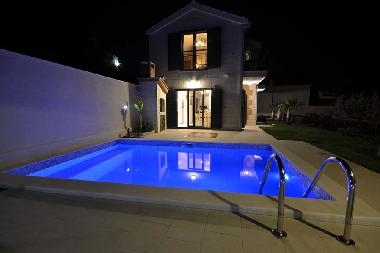 Villa in Makarska (Splitsko-Dalmatinska) or holiday homes and vacation rentals