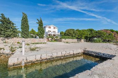 Villa in Pirovac (Sibensko-Kninska) or holiday homes and vacation rentals