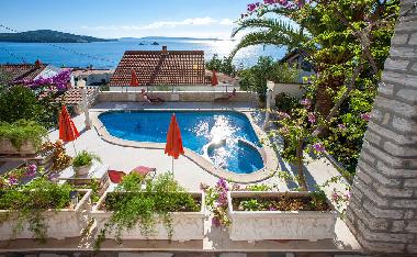 Villa in Seget Vranjica (Splitsko-Dalmatinska) or holiday homes and vacation rentals