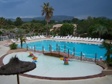 Caravan in Roquebrune-sur-Argens (Var) or holiday homes and vacation rentals
