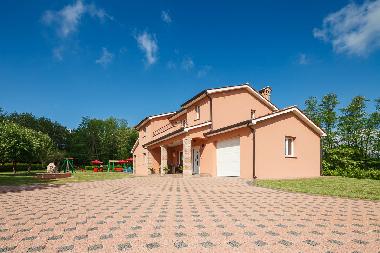 Holiday House in Karojba (Istarska) or holiday homes and vacation rentals