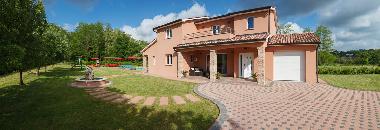 Holiday House in Karojba (Istarska) or holiday homes and vacation rentals