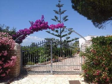 Holiday House in Ostuni (Brindisi) or holiday homes and vacation rentals