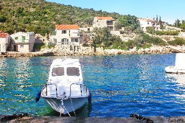 Holiday House in Donja Kruica (Splitsko-Dalmatinska) or holiday homes and vacation rentals
