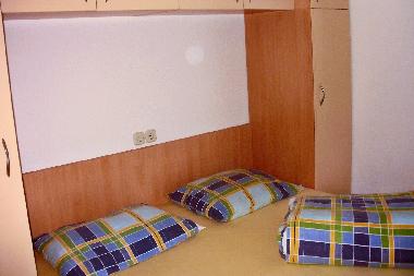 Holiday House in Donja Kru�ica (Splitsko-Dalmatinska) or holiday homes and vacation rentals
