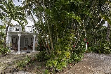 Chalet in Grand Bourg (Guadeloupe) or holiday homes and vacation rentals