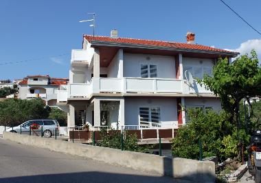 Holiday Apartment in Banjol (Primorsko-Goranska) or holiday homes and vacation rentals