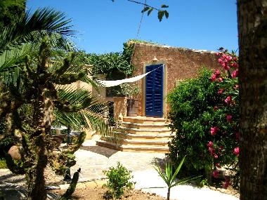 Holiday Apartment in Son Macia (Mallorca) or holiday homes and vacation rentals