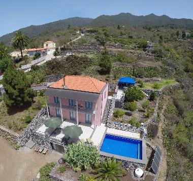 Villa in Tijarafe (La Palma und El Hierro) or holiday homes and vacation rentals