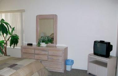 Bedroom 1 - Suite
