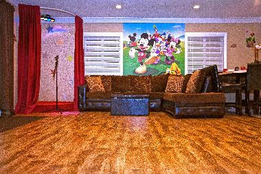 Holiday House in Anaheim (California) or holiday homes and vacation rentals