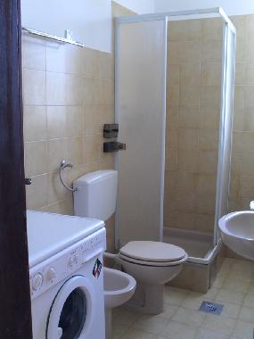 VELIKI bathroom