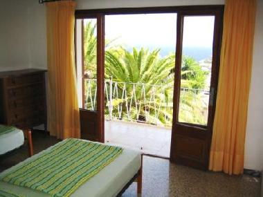 Holiday Apartment in Font de Sa Cala (Mallorca) or holiday homes and vacation rentals