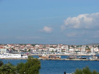 Organized boat excursions to NP Kornati and krka 80m away
