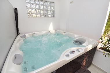 Holiday House in Duce (Splitsko-Dalmatinska) or holiday homes and vacation rentals